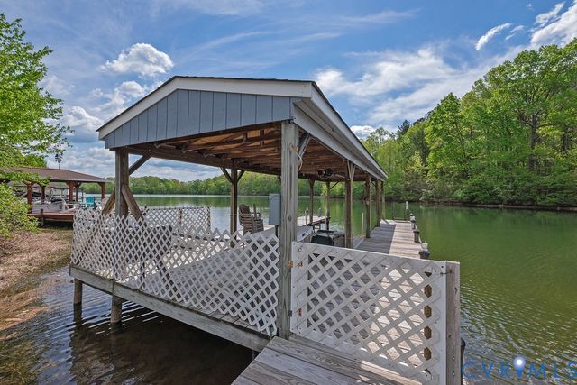 776 Tall Pines Dr, Mineral, VA 23117