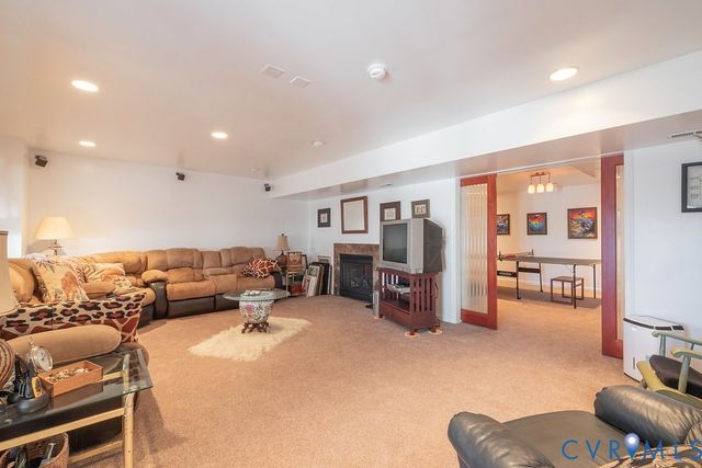 776 Tall Pines Dr, Mineral, VA 23117