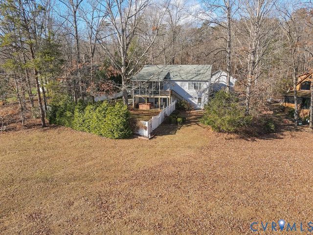 776 Tall Pines Dr, Mineral, VA 23117