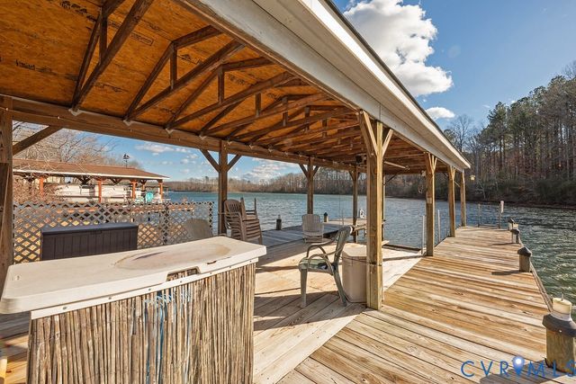 776 Tall Pines Dr, Mineral, VA 23117