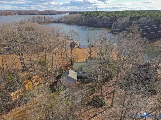 776 Tall Pines Dr, Mineral, VA 23117