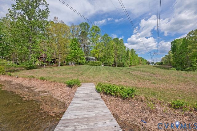 776 Tall Pines Dr, Mineral, VA 23117