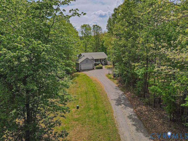 776 Tall Pines Dr, Mineral, VA 23117
