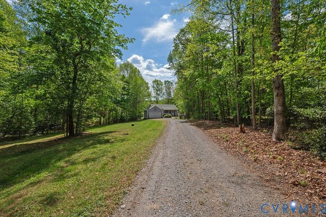 776 Tall Pines Dr, Mineral, VA 23117