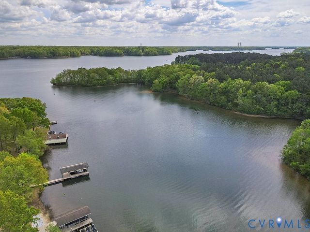776 Tall Pines Dr, Mineral, VA 23117