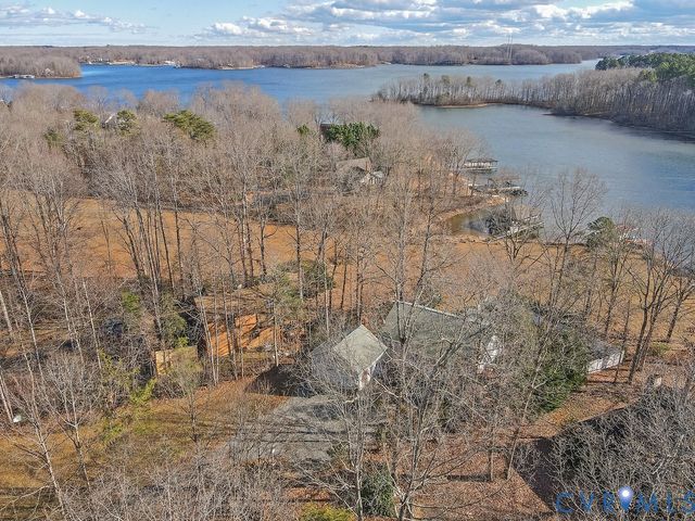 776 Tall Pines Dr, Mineral, VA 23117