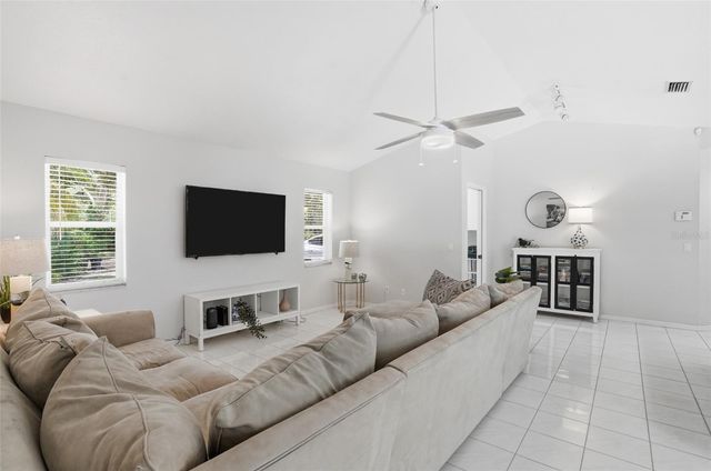 610 WOODVIEW WAY, Bradenton, FL 34212