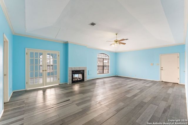 5421 Lockhill, San Antonio, TX 78240