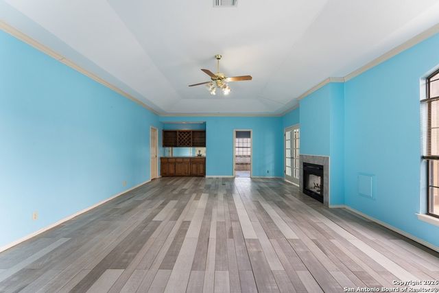 5421 Lockhill, San Antonio, TX 78240