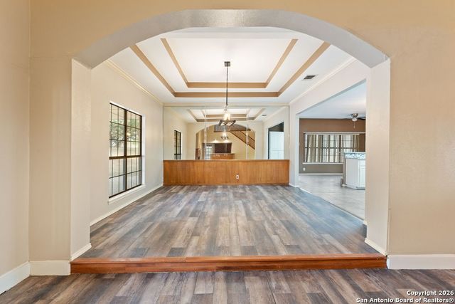 5421 Lockhill, San Antonio, TX 78240