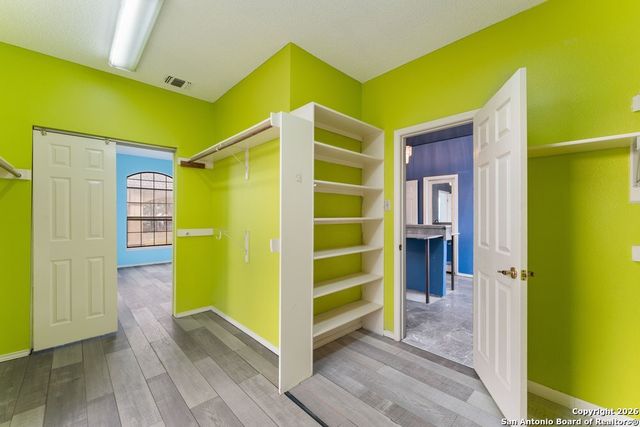 5421 Lockhill, San Antonio, TX 78240