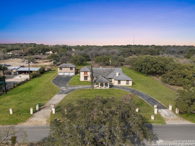 5421 Lockhill, San Antonio, TX 78240