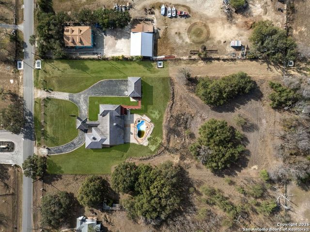 5421 Lockhill, San Antonio, TX 78240