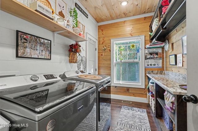 240 Pink Pig Lane, Cherry Log, GA 30522