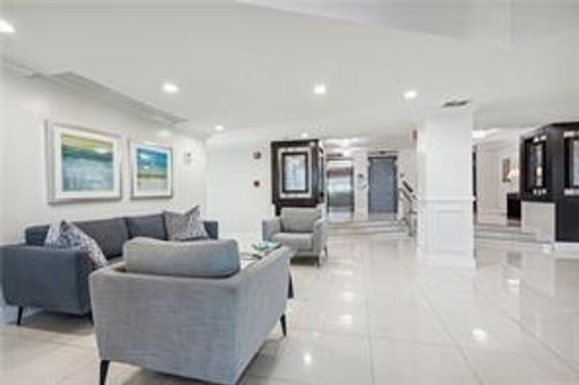333 NE 21ST Avenue 1118, Deerfield Beach, FL 33441