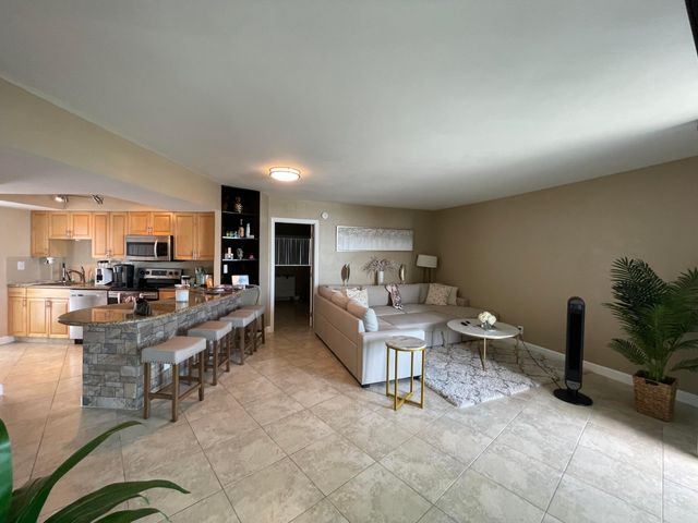 333 NE 21ST Avenue 1118, Deerfield Beach, FL 33441