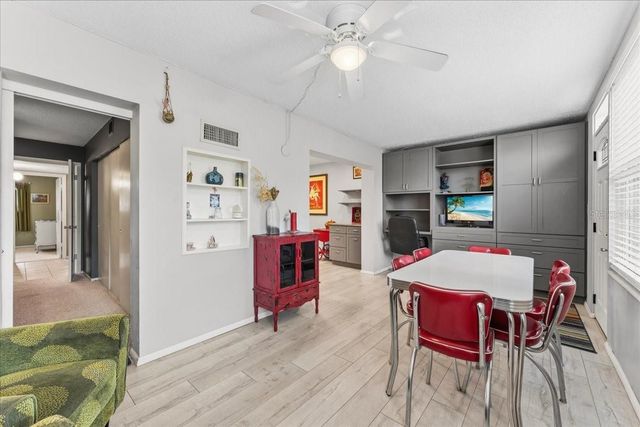 2457 ECUADORIAN WAY 27, Clearwater, FL 33763