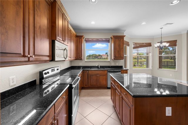 10310 Carolina Willow DR, Fort Myers, FL 33913