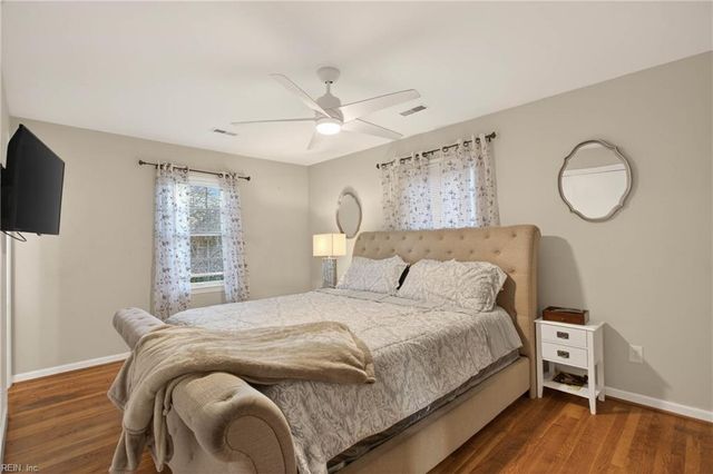 321 Beauregard Hts HTS, Hampton, VA 23669