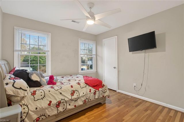 321 Beauregard Hts HTS, Hampton, VA 23669