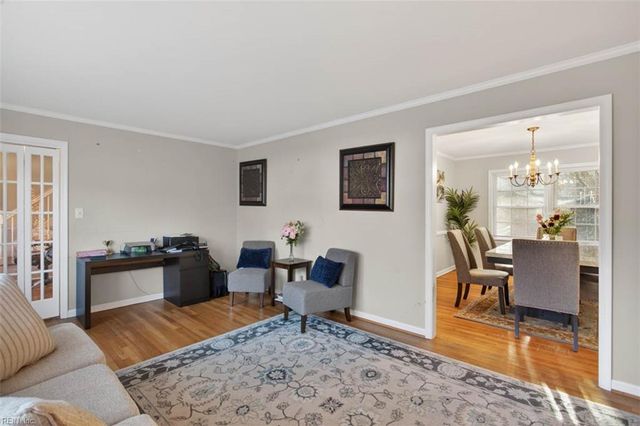 321 Beauregard Hts HTS, Hampton, VA 23669