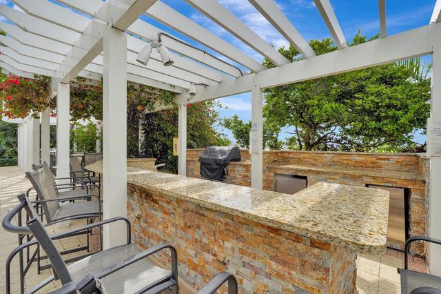 1 N Ocean Boulevard 607, Pompano Beach, FL 33062