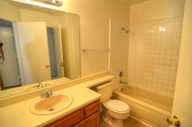 10500 Lake June Road B07, Dallas, TX 75217