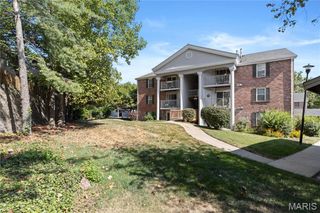 7416 Triwoods Drive F, Shrewsbury, MO 63119