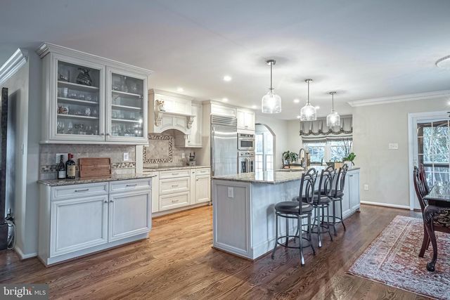 6610 WEATHEFORD CT, Mclean, VA 22101