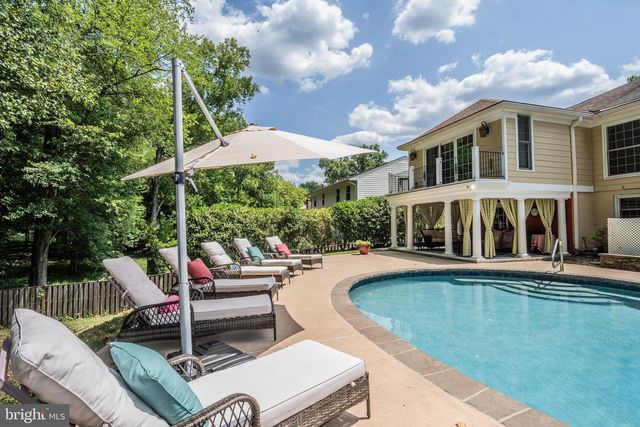 6610 WEATHEFORD CT, Mclean, VA 22101