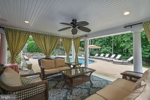 6610 WEATHEFORD CT, Mclean, VA 22101