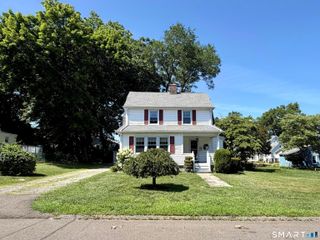 8 Anson Street, Stratford, CT 06614