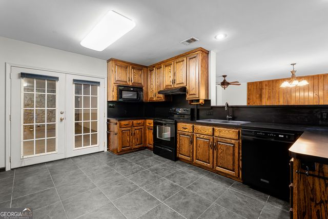 9530 Cedar Grove Road, Fairburn, GA 30213