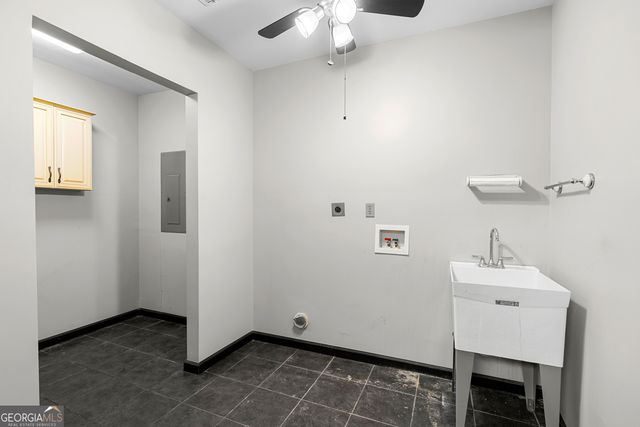 9530 Cedar Grove Road, Fairburn, GA 30213