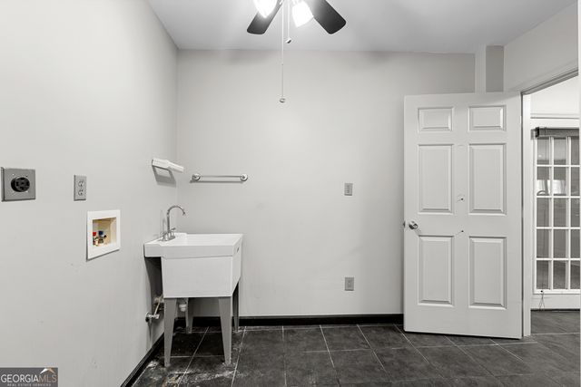 9530 Cedar Grove Road, Fairburn, GA 30213