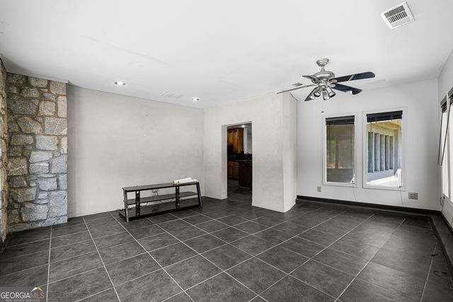 9530 Cedar Grove Road, Fairburn, GA 30213