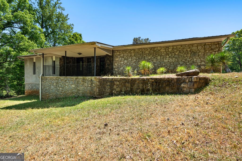 9530 Cedar Grove Road, Fairburn, GA 30213