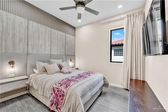 1209 E Agusta Avenue, Mcallen, TX 78503