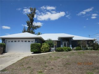 1137 SW 37th ST, Cape Coral, FL 33914