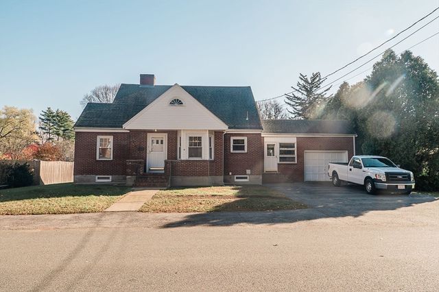 7 Park St., Hamilton, MA 01982