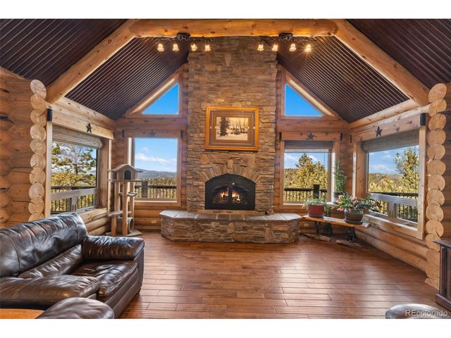 111 Blue Spruce Rd, Divide, CO 80814