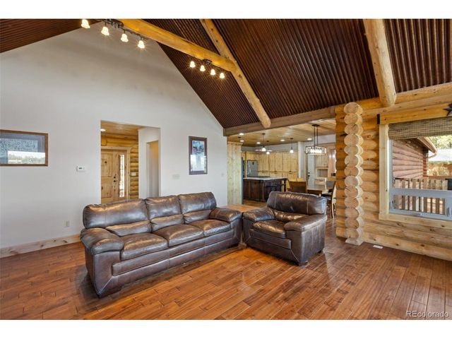 111 Blue Spruce Rd, Divide, CO 80814