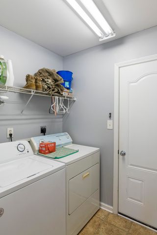 3273 Sandersville Road, Lexington, KY 40511