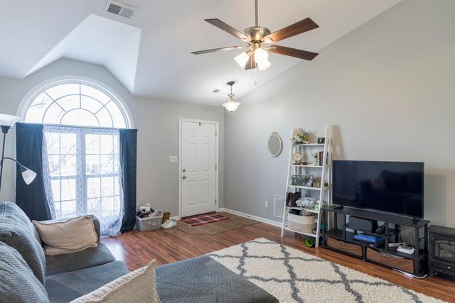 3273 Sandersville Road, Lexington, KY 40511