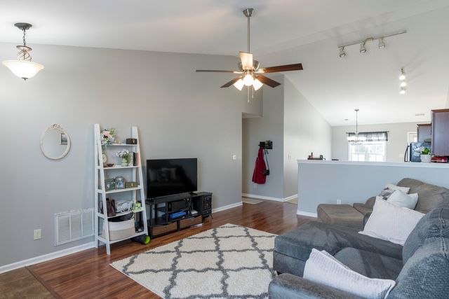 3273 Sandersville Road, Lexington, KY 40511