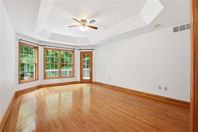 608 Washington XING, Smithfield Twp, PA 18301