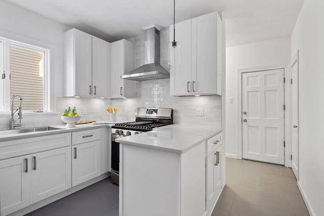 44-46 Pinkham Rd 1, Medford, MA 02155