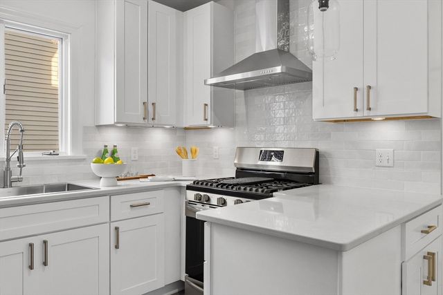 44-46 Pinkham Rd 1, Medford, MA 02155