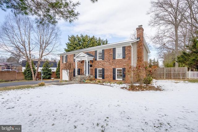 202 GLEN AVE SW, Vienna, VA 22180