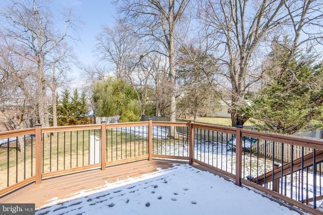 202 GLEN AVE SW, Vienna, VA 22180